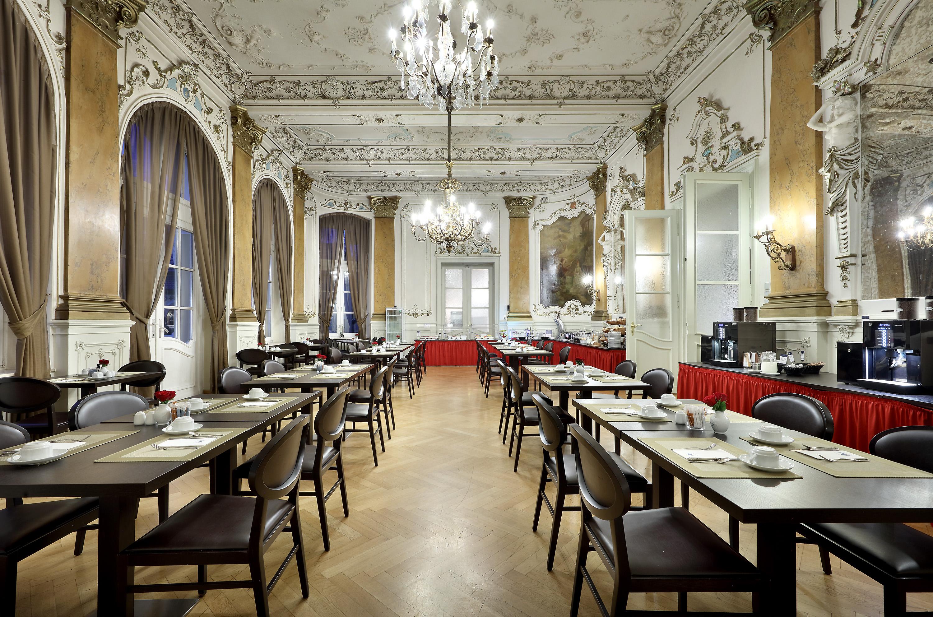 Hotel Eurostars Park Maximilian 4*